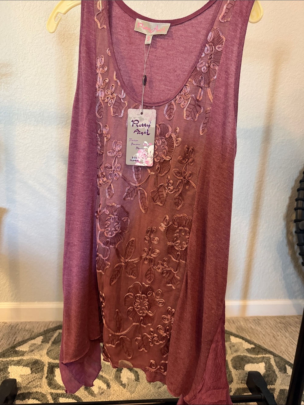 Pretty Angel Floral Embroidered Sleeveless Tunic - Plum